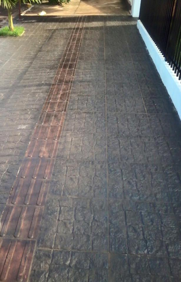 Colocação de Miracema Amarela e piso