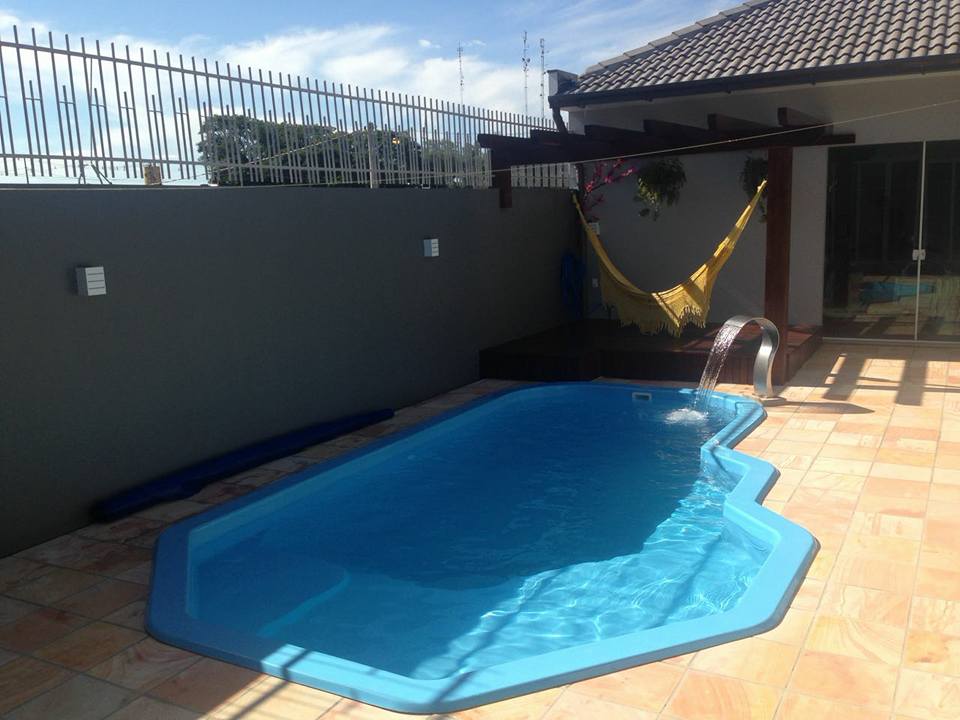 Piscina Linha Praia, Deck e Pergolado