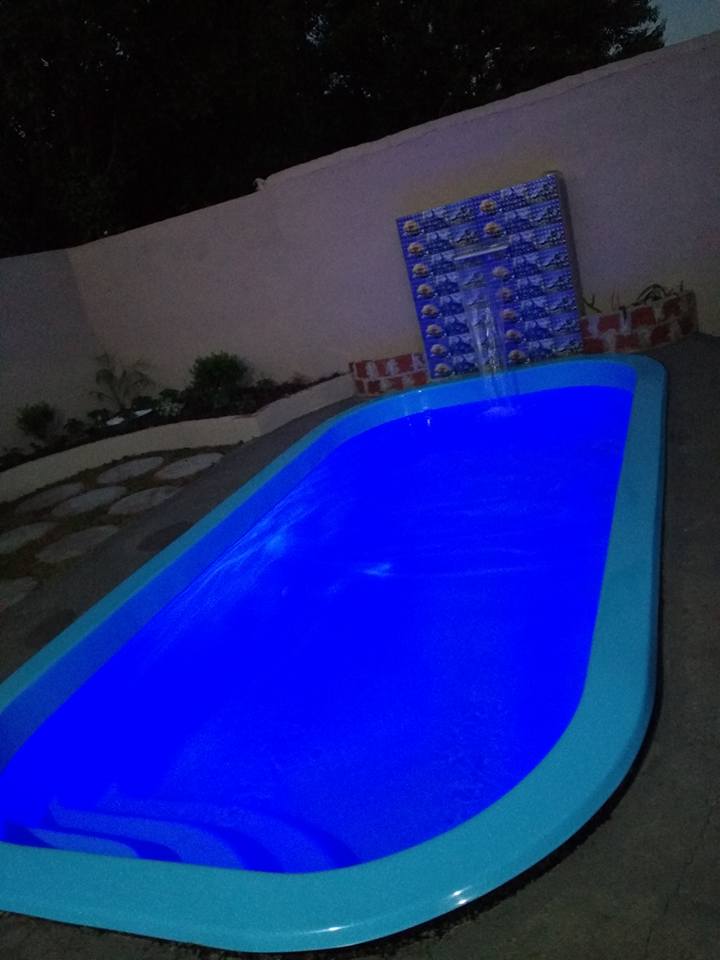 Instalação da piscina e iluminação