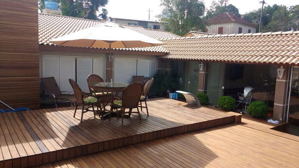 Instalação de deck móvel