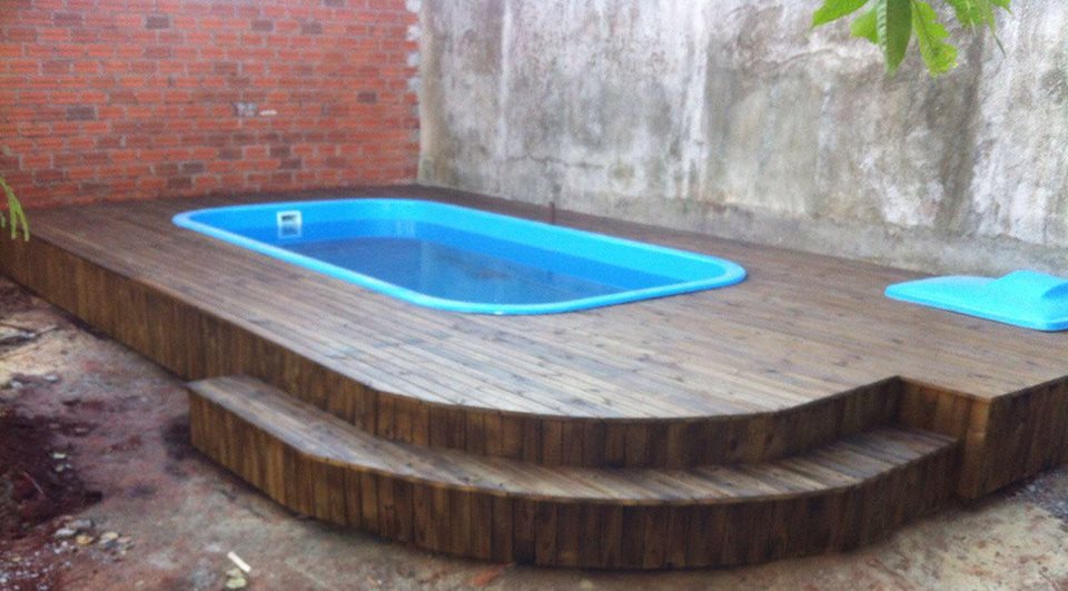 Instalação de Piscina e Deck