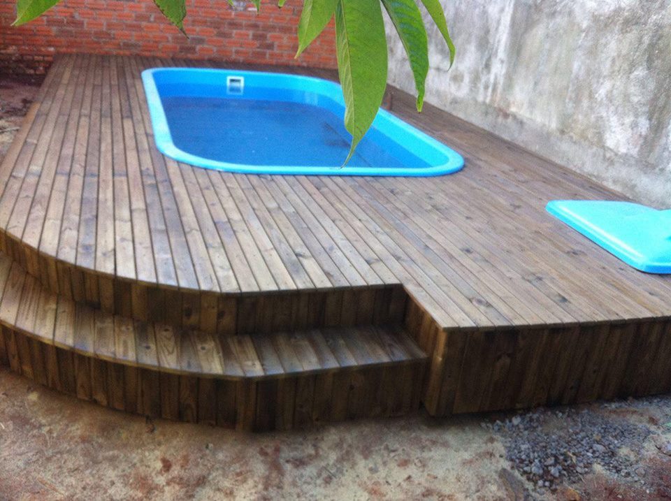 Instalação de Piscina e Deck