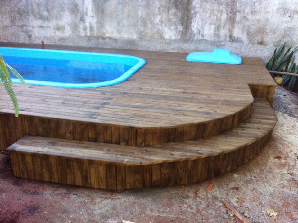 Instalação de Piscina e Deck